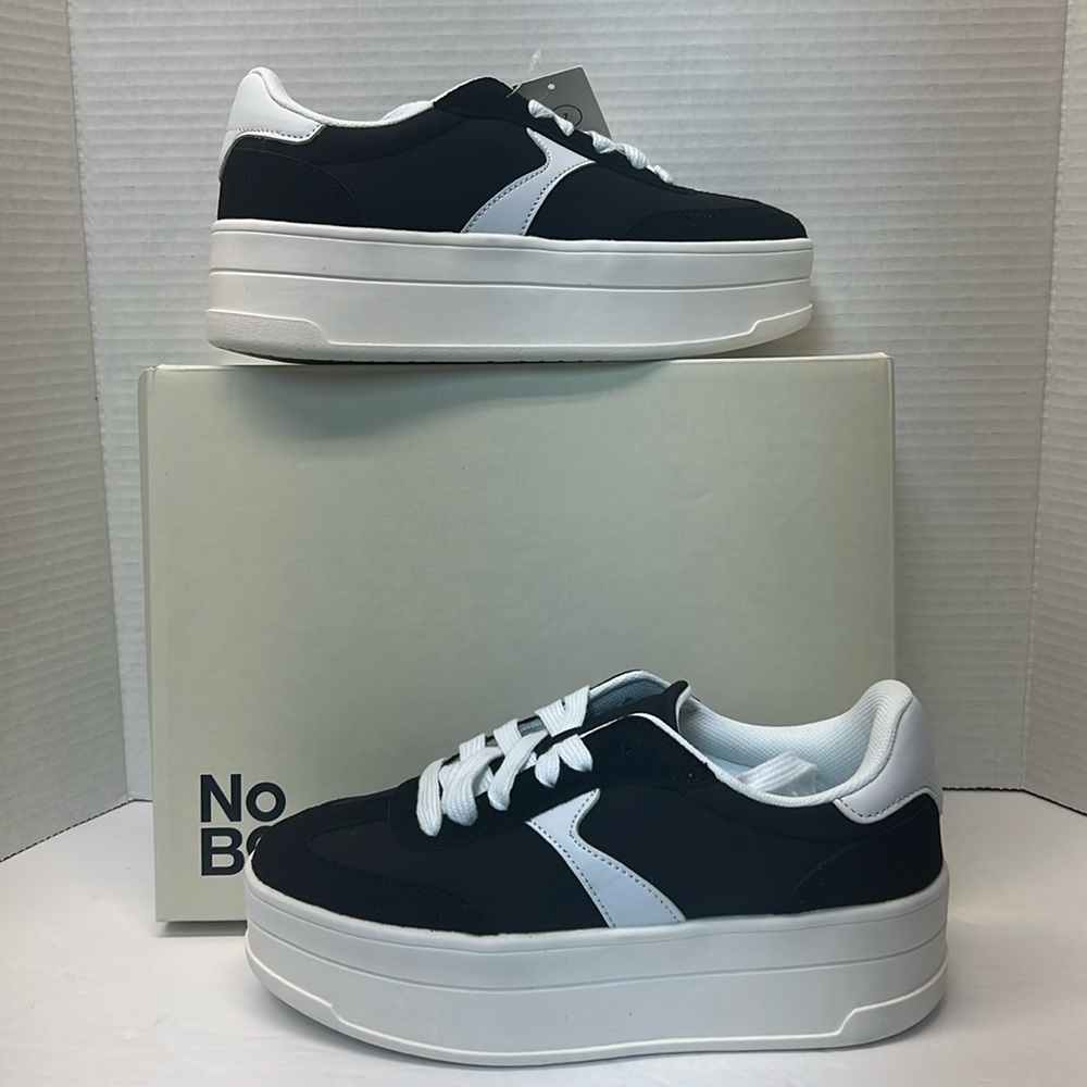 No boundaries platform sneakers New women’s size 7
